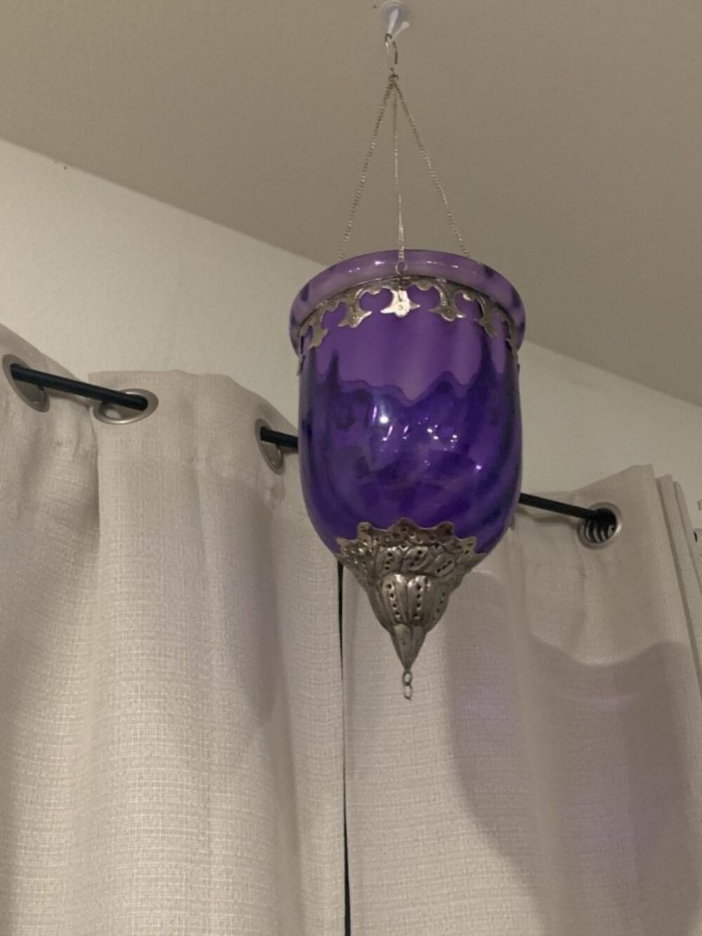 Hanging Glass Pot